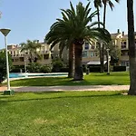 La Rosaleda 17 데니아