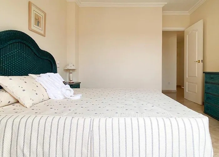 La Rosaleda 17 شقة