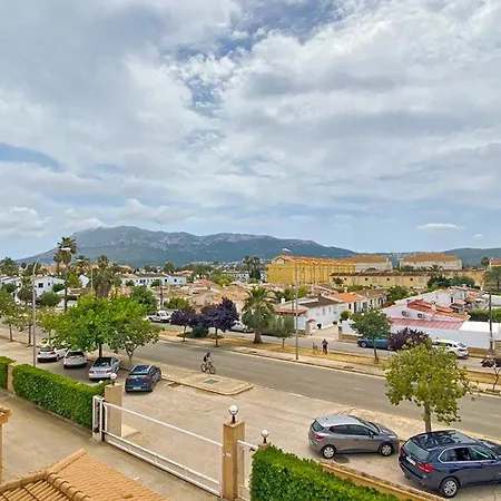 La Rosaleda 17 데니아